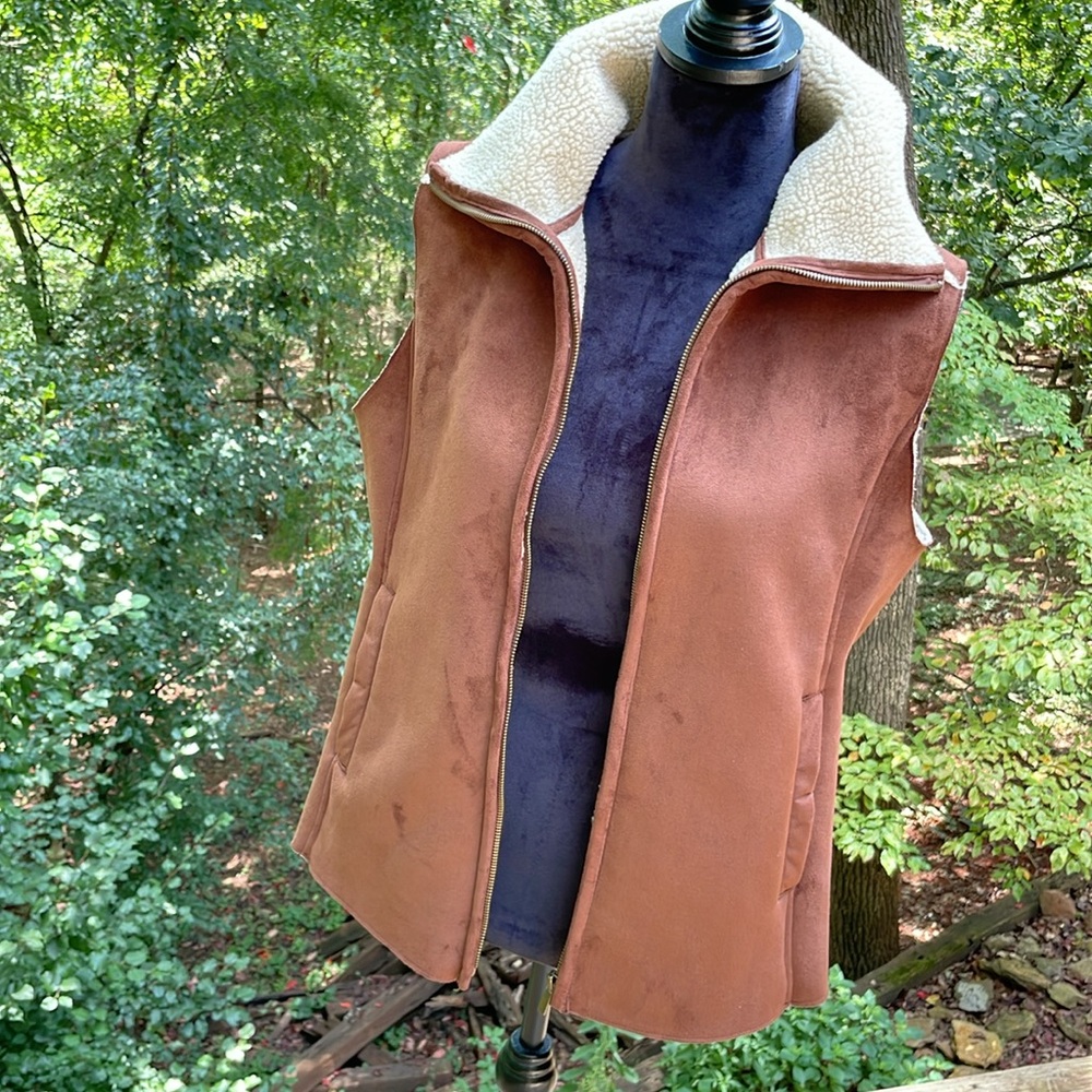 LAUREN RALPH LAUREN VEGAN SHERPA ZIP VEST M - Picture 4 of 15